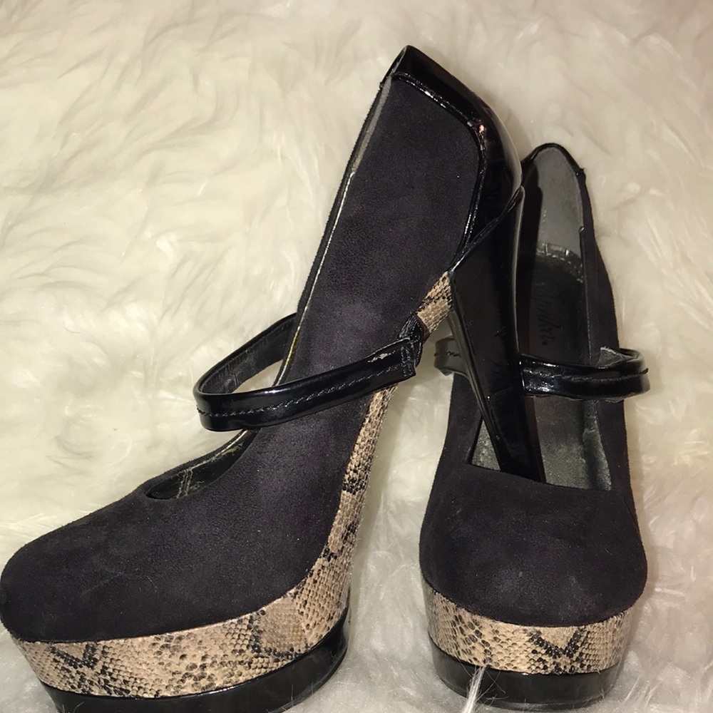 Black heels